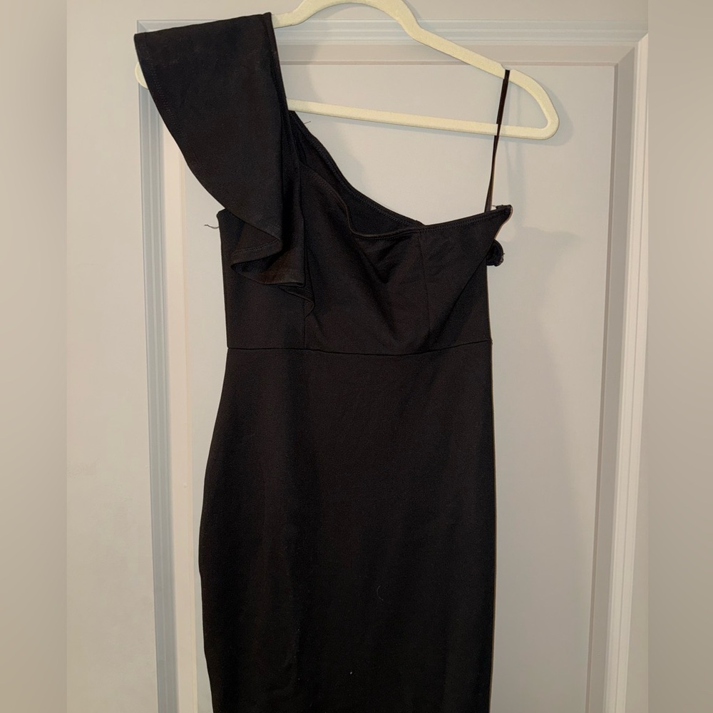 Black One-Shoulder Dress